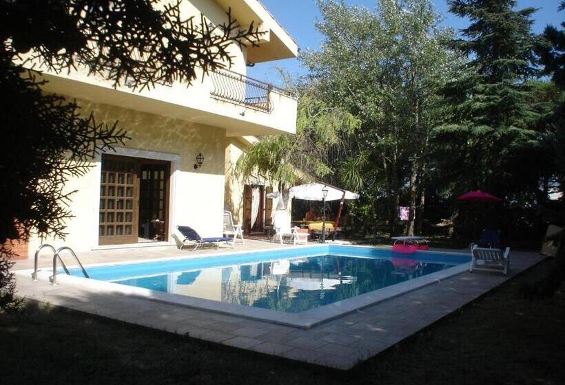 اتاق خانوادگی, B&b Rollo Garden