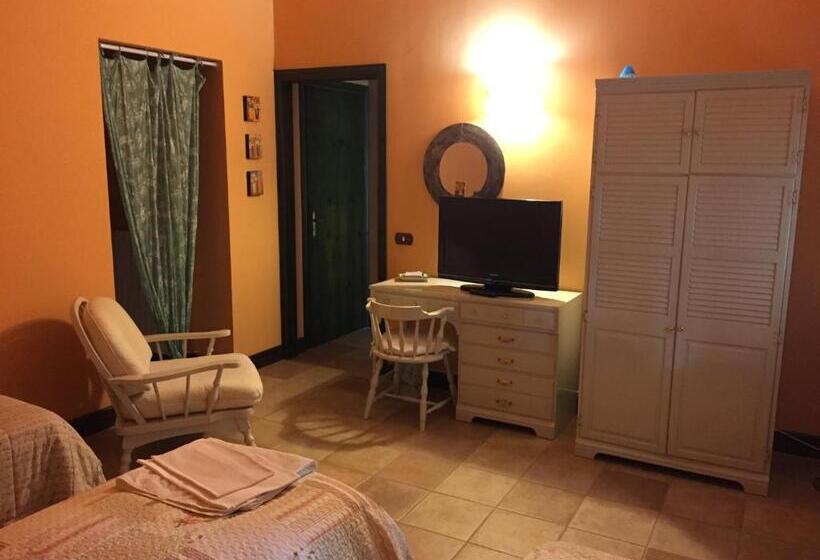 اتاق خانوادگی, B&b Rollo Garden