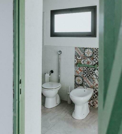 اتاق لوکس با تخت بزرگ, Baglio Calia