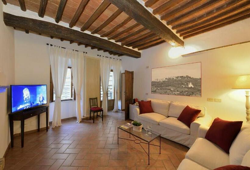 جناح جونيور ديلوكس, Il Palazzetto