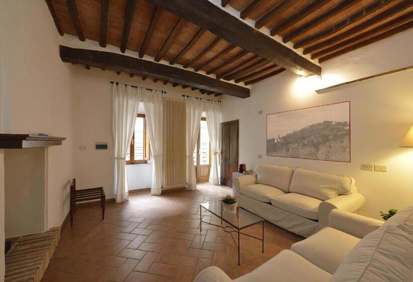 جناح جونيور ديلوكس, Il Palazzetto