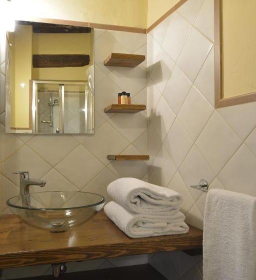 جناح جونيور ديلوكس, Il Palazzetto