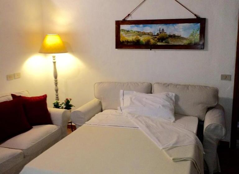 جناح جونيور ديلوكس, Il Palazzetto