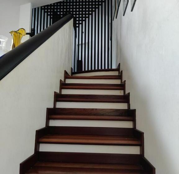 חדר סטנדרט לארבעה, Villagramde