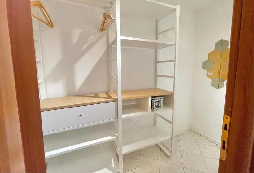 اتاق استاندارد چهار تخته, Albergo Vittoria