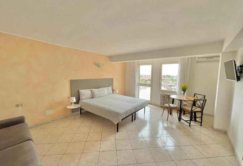 غرفة قياسية رباعية, Albergo Vittoria