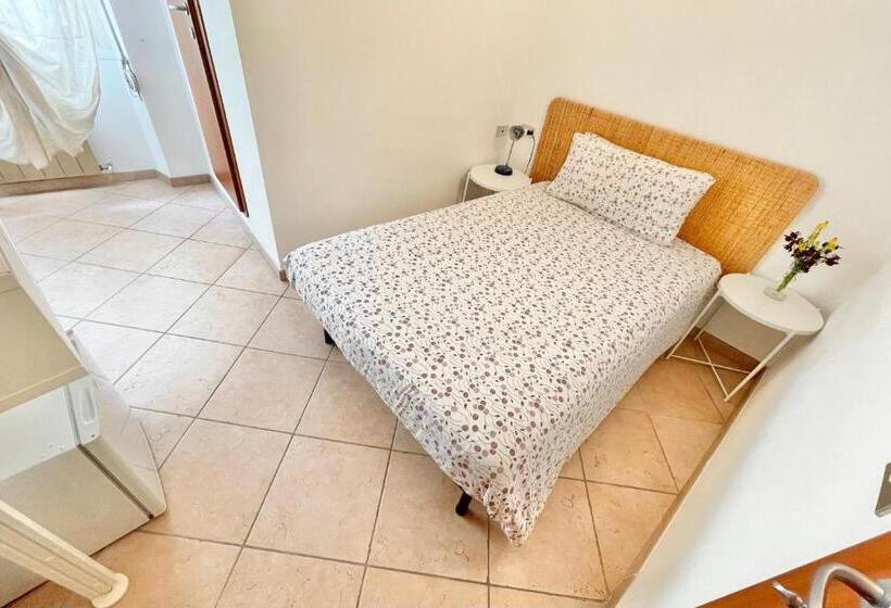 غرفة قياسية فردية, Albergo Vittoria