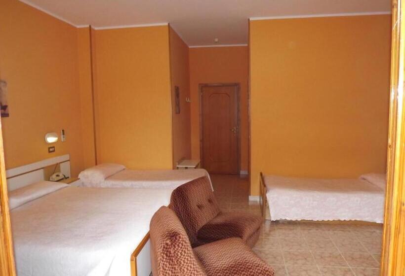 חדר סטנדרט לארבעה, Cristina