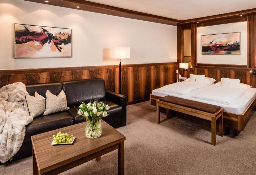 Люкс с Видом, Der Mesnerwirt   4 Superior   Meran 2000