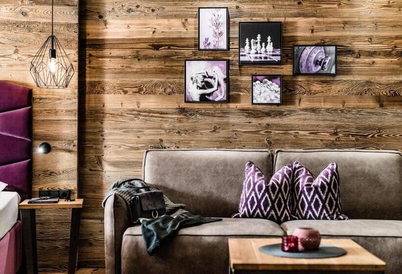 Люкс, Der Mesnerwirt   4 Superior   Meran 2000