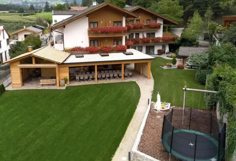 Standard Yhden Hengen Huone, Fohrenhof