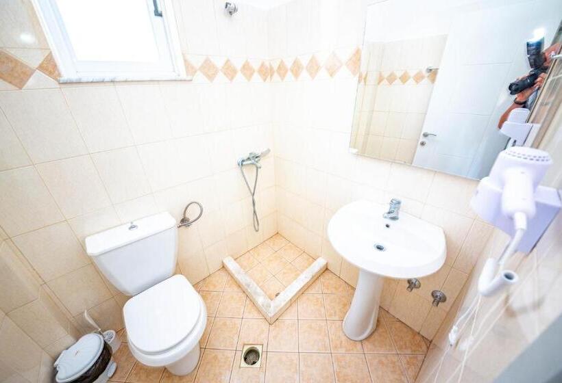 Triple Room Sea View, Ideal Aparthotel Saranda