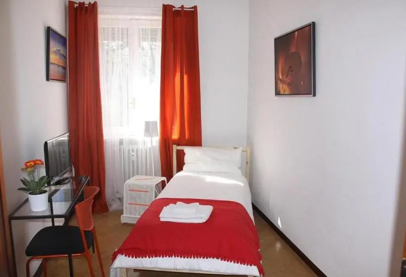 اتاق استاندارد یک نفره, Lotus B&b