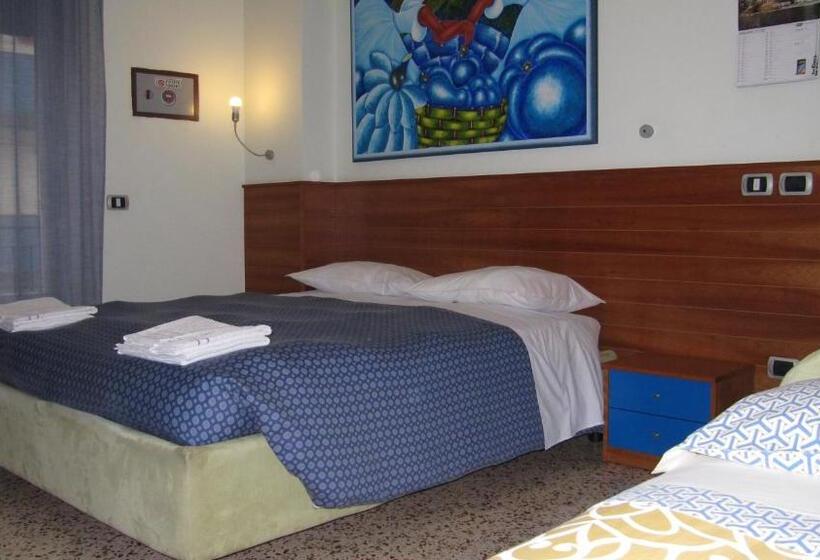 اتاق استاندارد سه نفره, Piccolo Principe Salerno B&b
