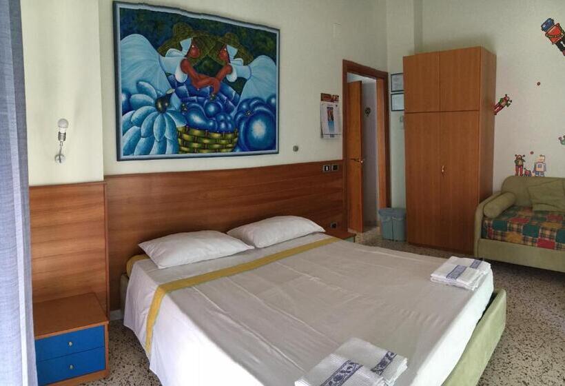 اتاق استاندارد سه نفره, Piccolo Principe Salerno B&b