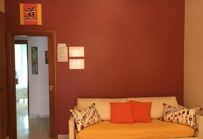 اتاق استاندارد سه تخته با سرویس بهداشتی مشترک, Piccolo Principe Salerno B&b