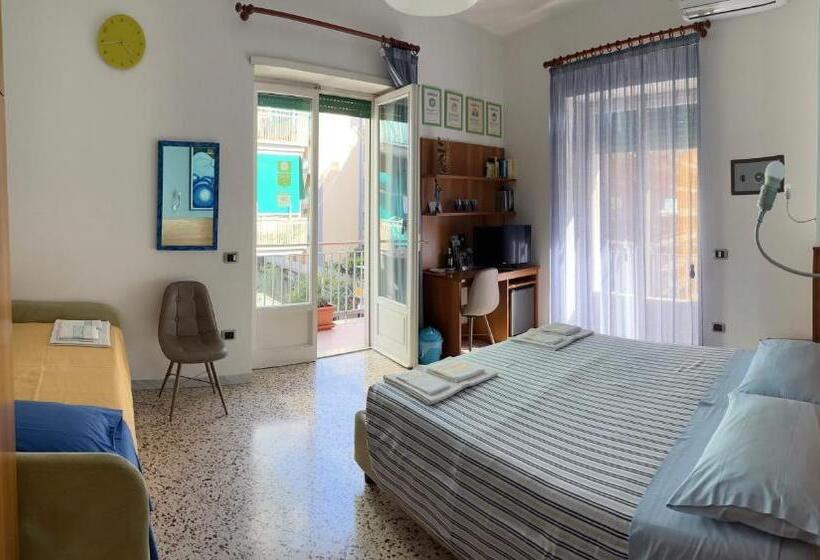 اتاق استاندارد سه نفره, Piccolo Principe Salerno B&b