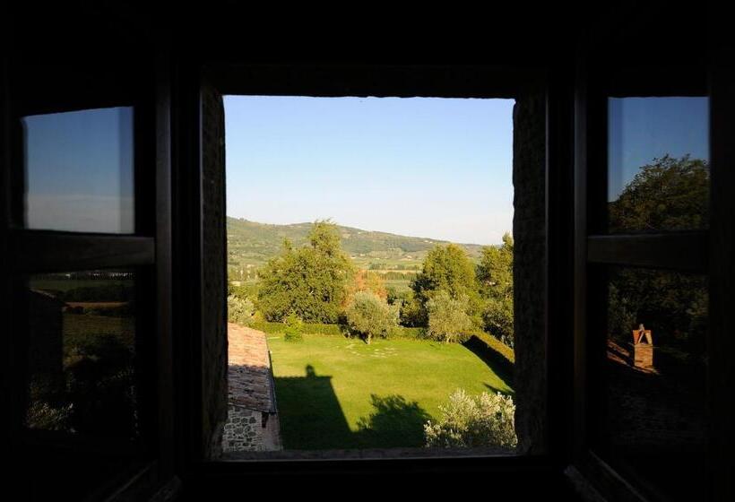 آپارتمان 2 خوابه, Relais Borgo Torale