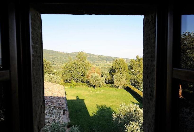 דירת שני חדרים, Relais Borgo Torale