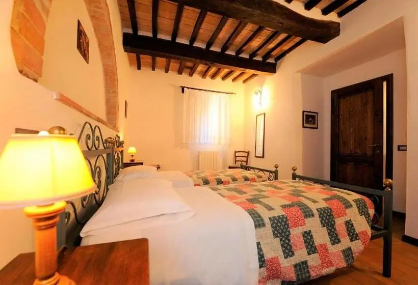 Talo 2 Makuuhuonetta, Relais Borgo Torale