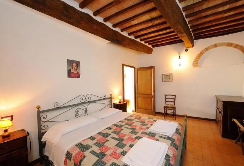 Talo 1 Makuuhuone, Relais Borgo Torale