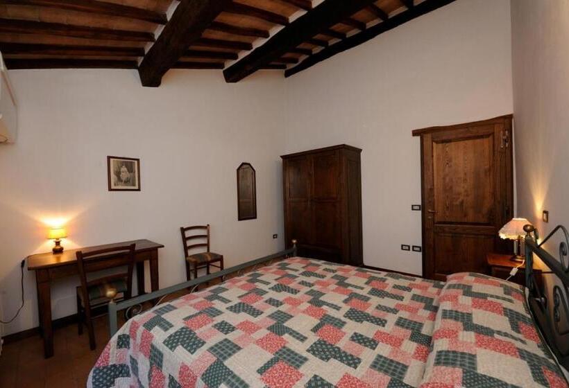 בית, 3 חדרי שינה, Relais Borgo Torale