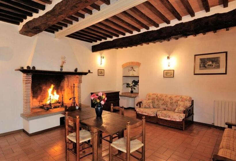 خانه 3 خوابه, Relais Borgo Torale