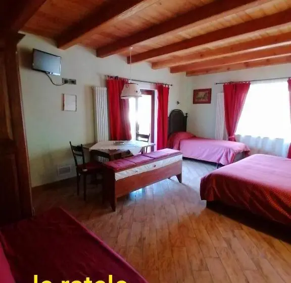 اتاق لوکس سه تخته, Agriturismo B&b Chevres A Cheval