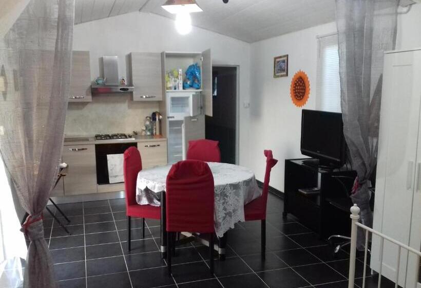 ガーデンビューのスタンダードバンガロー, B&b Arcafelice