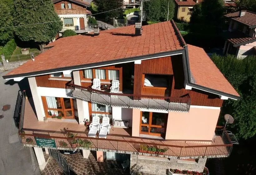 スタンダードルーム, B&b Dei Laghi