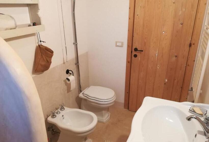 غرفة قياسية ثلاثية, B&b Giovannarolla Green House