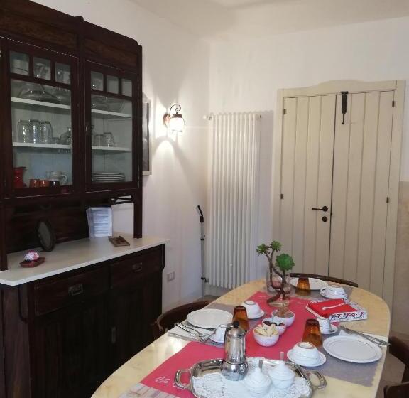 غرفة قياسية ثلاثية, B&b Giovannarolla Green House