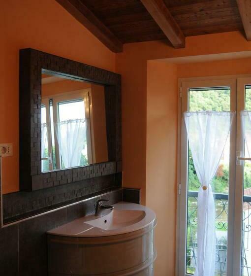 חדר סופריור, Rivarola Al Tempo Dei Castelli