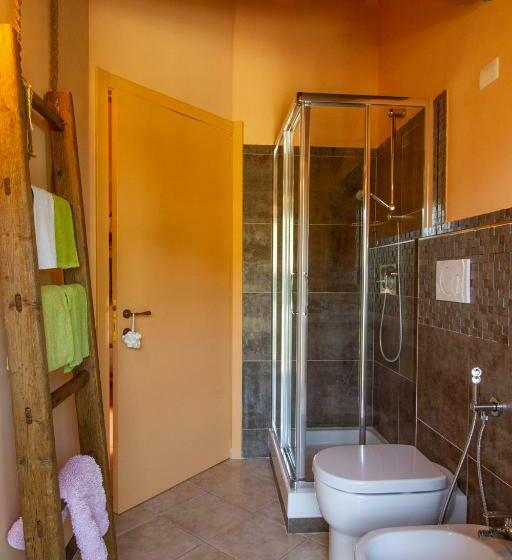 חדר סופריור, Rivarola Al Tempo Dei Castelli