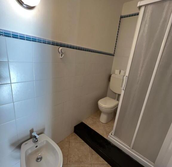 חדר בסיסי, Rivarola Al Tempo Dei Castelli