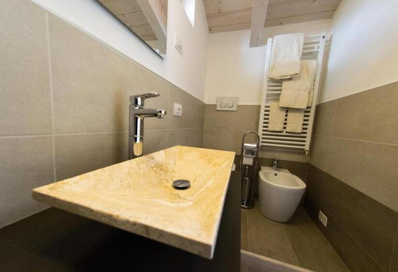 غرفة قياسية رباعية, Agriturismo La Torretta