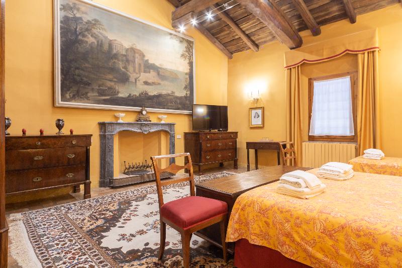 デラックススイート, Ca  Palazzo Malvasia  Bolognarooms