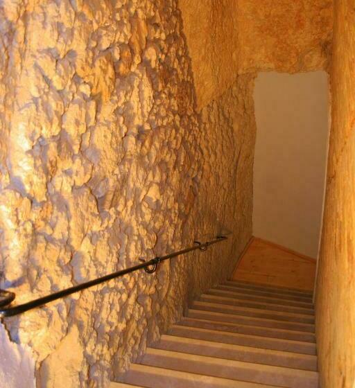 Habitación Deluxe, Note Sulla Piazza