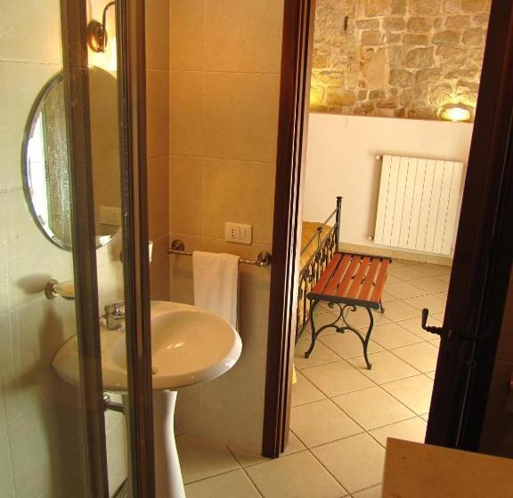 Номер Стандарт, Palazzo Santa Rosalia