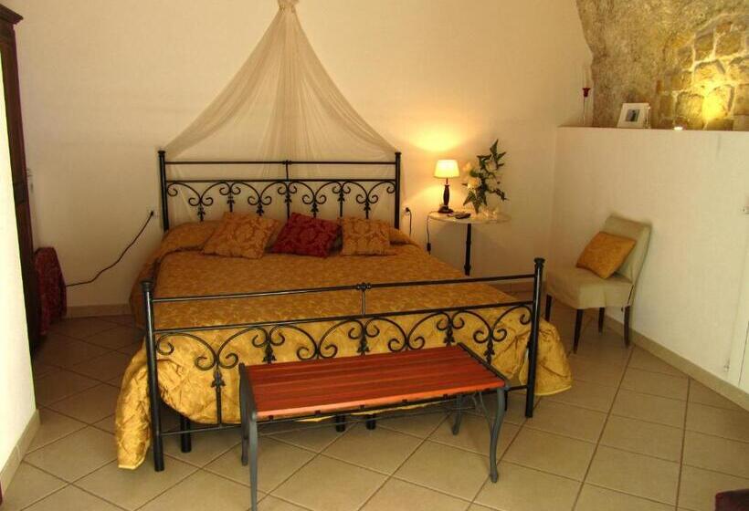 Номер Стандарт, Palazzo Santa Rosalia