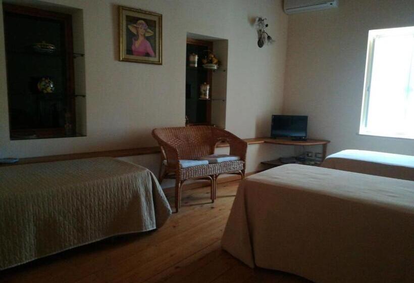 Апартаменты 1 Спальня, Palazzo Santa Rosalia