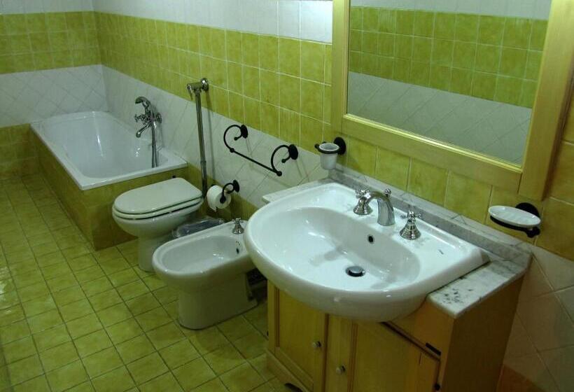 Апартаменты 1 Спальня, Palazzo Santa Rosalia