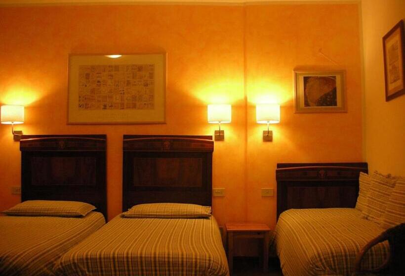 غرفة قياسية ثلاثية, Trattoria Traversi