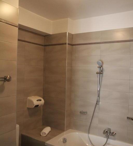 バルコニー付きスーペリアルーム, Hôtel Sampiero Corso