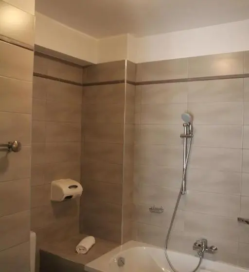 Superior-huone Parveke, Hôtel Sampiero Corso