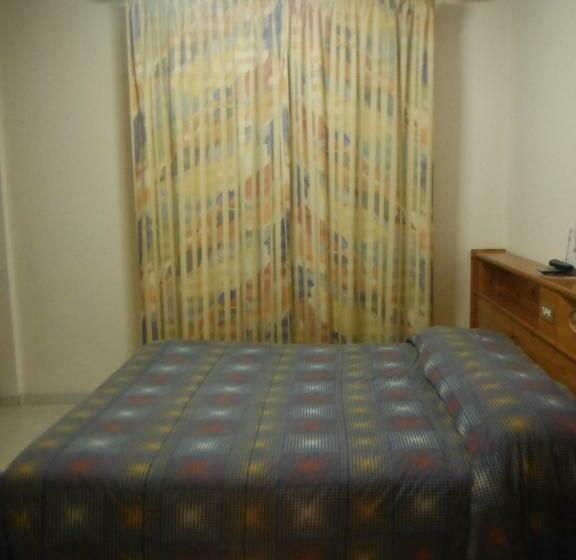 اتاق استاندارد, Mochettaz