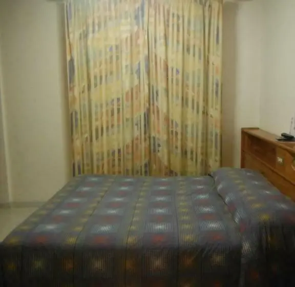 اتاق استاندارد, Mochettaz