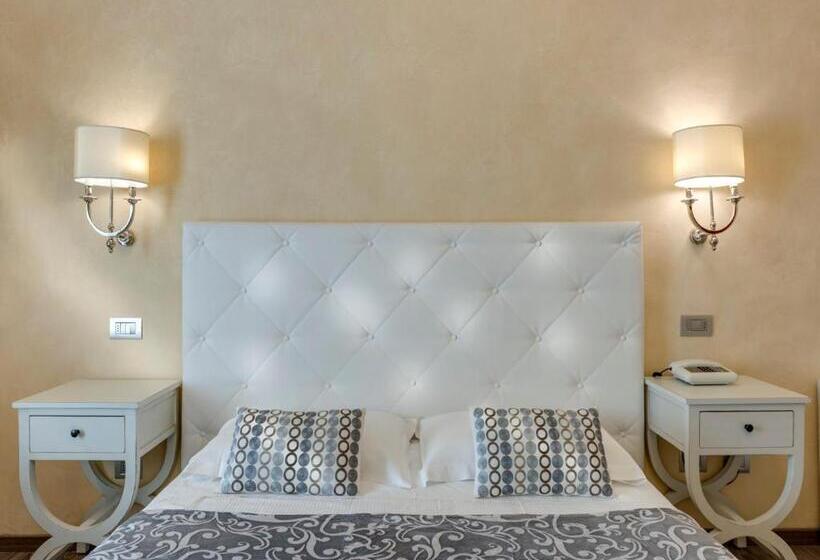 غرفة قياسية, Palagi