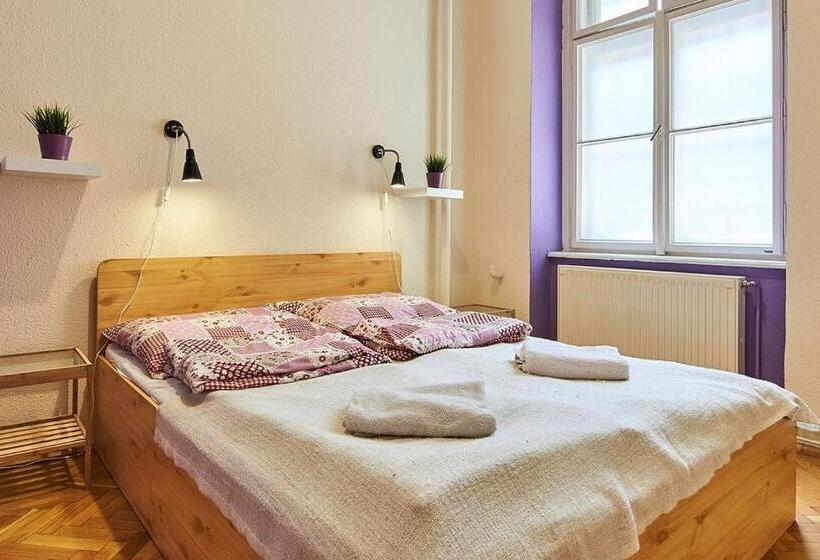 Standard Room, B3 Hostel Budapest