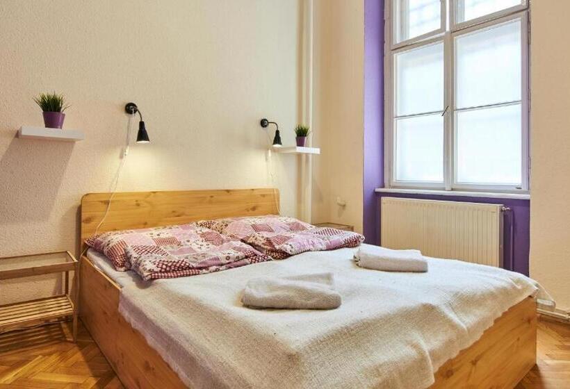 Standard Room, B3 Hostel Budapest